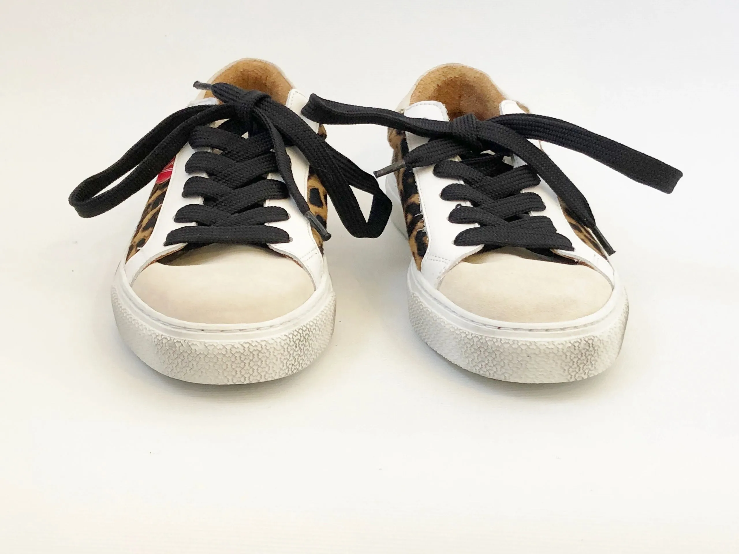 NEW Veronica Beard Leopard Sneaker Size 9