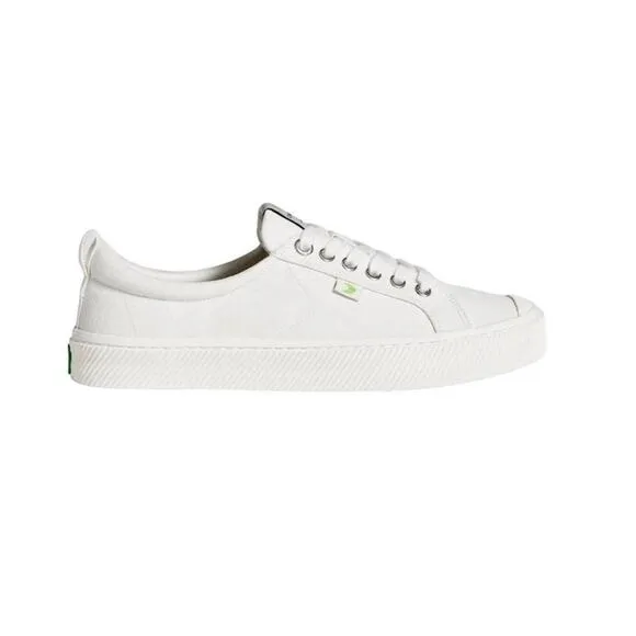 NIB! Cariuma OCA Low Off-White Canvas Sneaker - Size 9.5