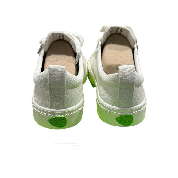 NIB! Cariuma OCA Low Off-White Canvas Sneaker - Size 9.5