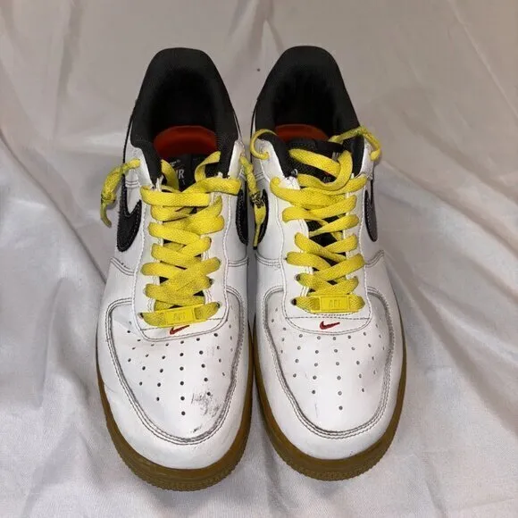 Nike Air Force 1 '07 LV8 &quot;Go the Extra‎ Smile&quot; Gum Black Yellow Mens Sz 8 EUC