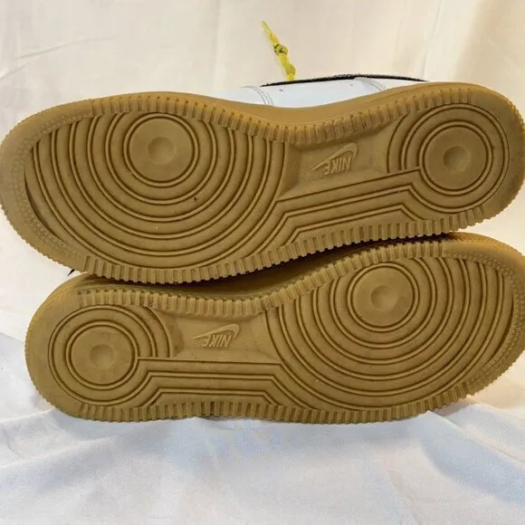 Nike Air Force 1 '07 LV8 &quot;Go the Extra‎ Smile&quot; Gum Black Yellow Mens Sz 8 EUC