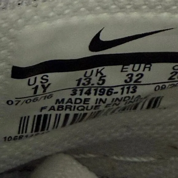Nike Air Force 1 Mid ‘Triple White’ Kids Sneakers - SZ 1 Y