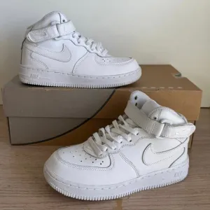 Nike Air Force 1 Mid ‘Triple White’ Kids Sneakers - SZ 1 Y