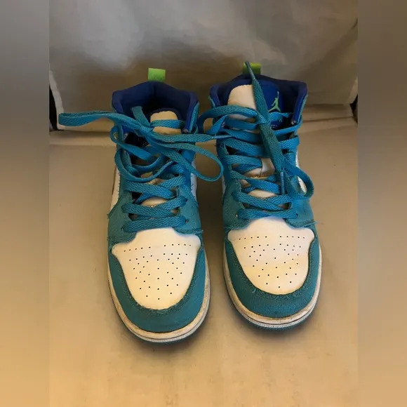 Nike Air Jordan 1 Mid SE GS 'Sprite 4.5