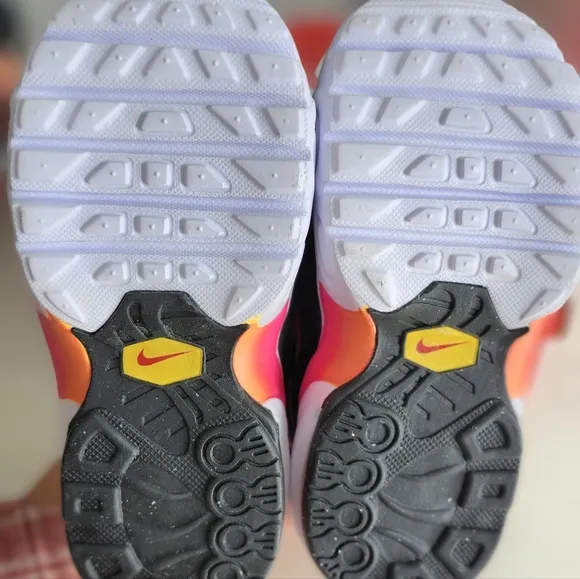 Nike Black and Pink Sneakers with Bold Flame Design Toddler