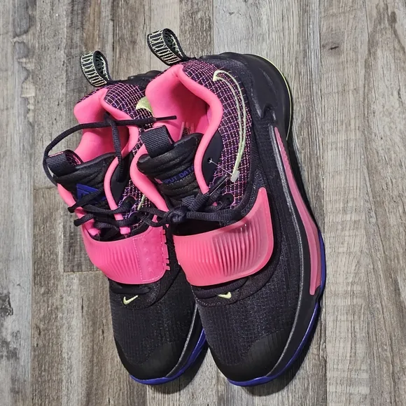 Nike Black and Pink Sneakers with Sleek Design, Unisex Yout