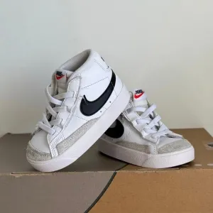 Nike Blazer Mid ‘77 Black/White Toddler Sneakers - SZ 6 C