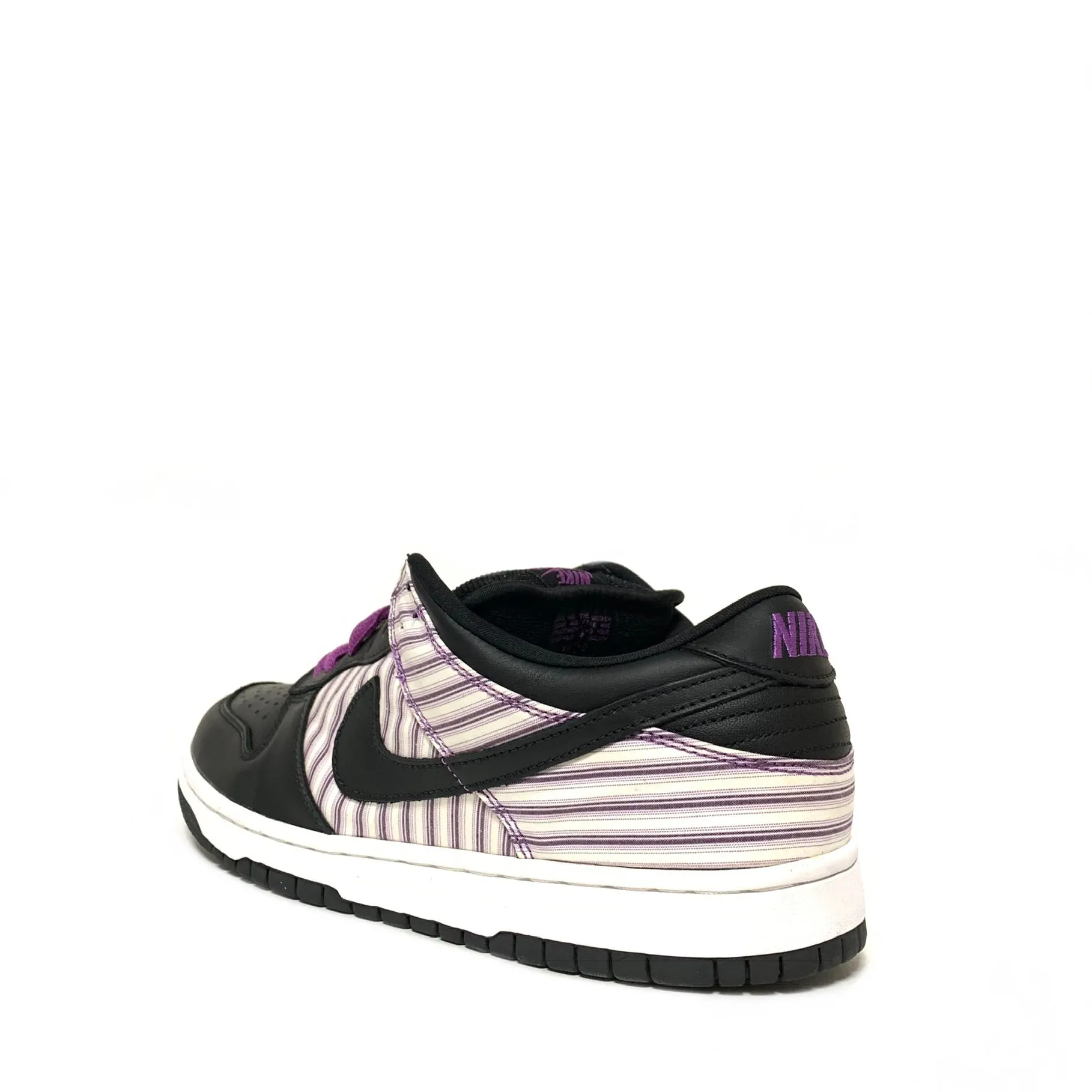 NIKE DUNK LOW PRO SB AVENGER