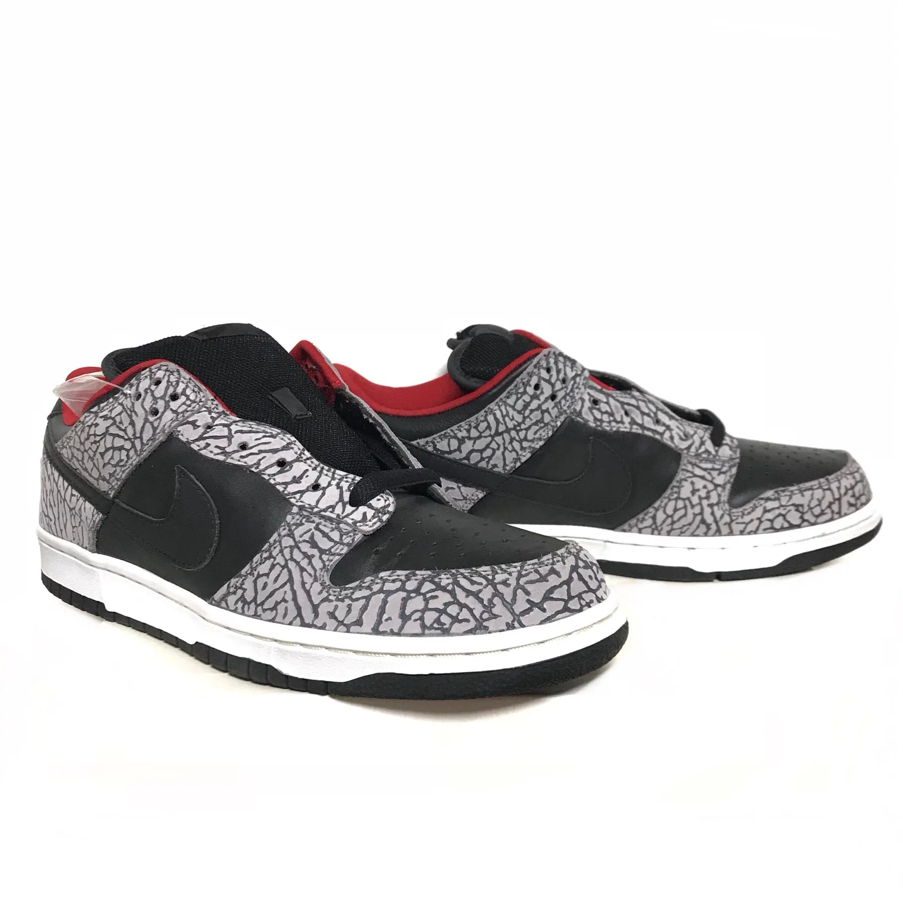 NIKE DUNK LOW PRO SB SUPREME
