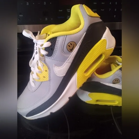 NIKE Gray and Yellow Sneakers with Smiley Face