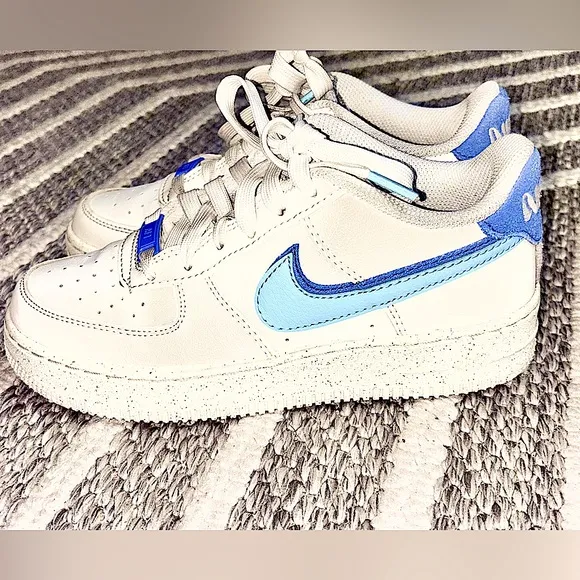 NIKE  Kids Air Force 1 LV8 GS Sail/Chill Blue. YouthUnisex- Sneakers  (3.5)Yrs.