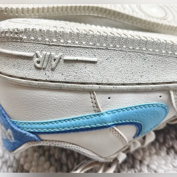 NIKE  Kids Air Force 1 LV8 GS Sail/Chill Blue. YouthUnisex- Sneakers  (3.5)Yrs.