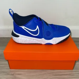 Nike Team Hustle D 11 BlueBig Kids' Basketball Shoes