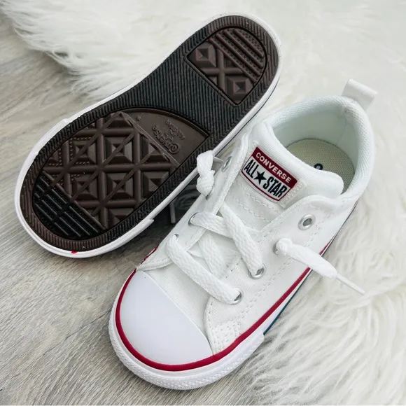 NWT Chuck Taylor All Star Street Slip