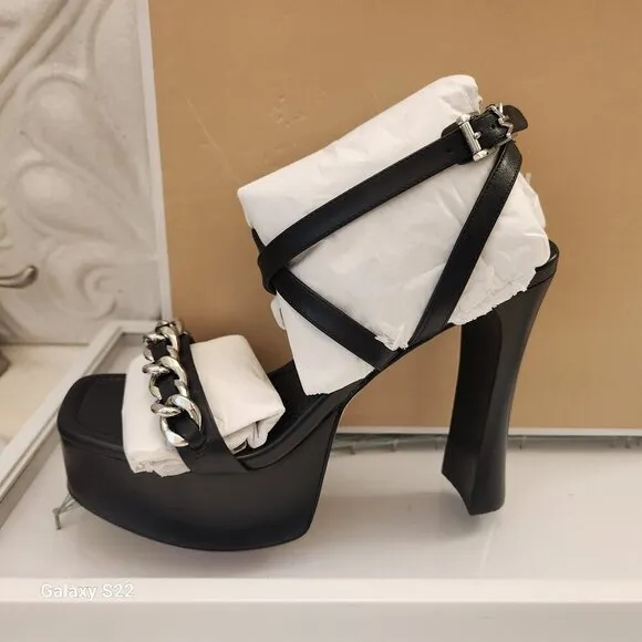 NWT Michael Kors Black Paola Chain Platform Black Leather 9.5. NIB