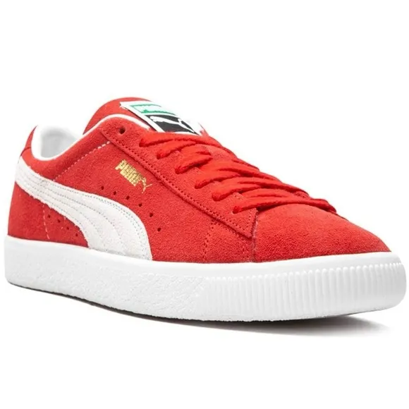 NWT Puma Suede VTG Textured Leather Sneakers , extra laces , high risk red white
