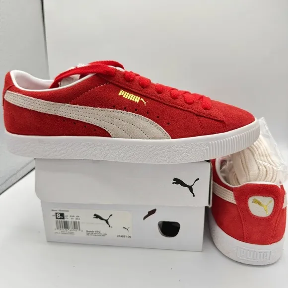 NWT Puma Suede VTG Textured Leather Sneakers , extra laces , high risk red white