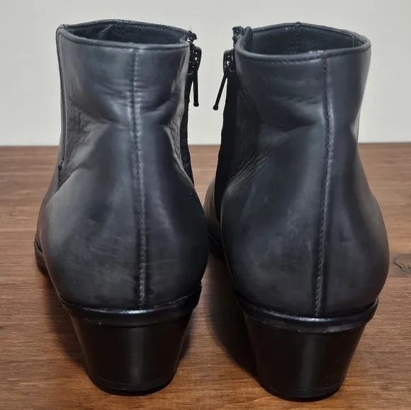 Paul Green Gray Leather Boots, Women's Luxury Soft Leathe Ankle Boots - Size 5.5