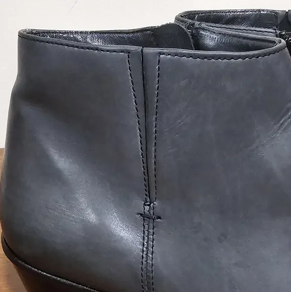 Paul Green Gray Leather Boots, Women's Luxury Soft Leathe Ankle Boots - Size 5.5