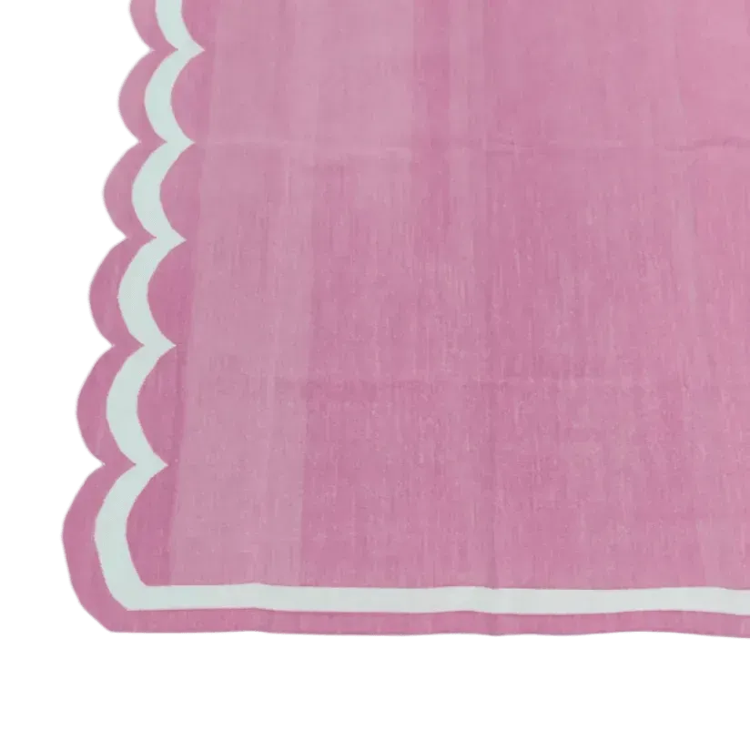 Pink Handwoven Reversible Cotton Scalloped Rug 3' x 5'