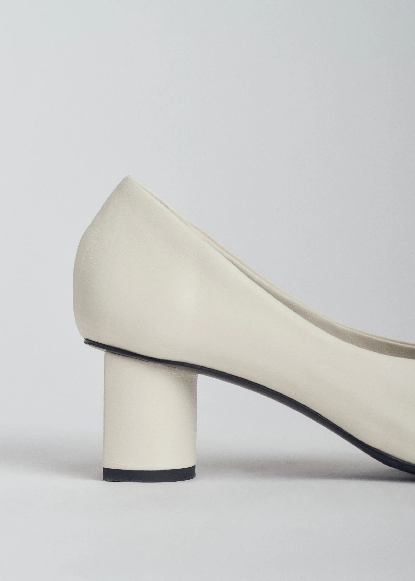 Pump Heel in Smooth Leather - Ivory