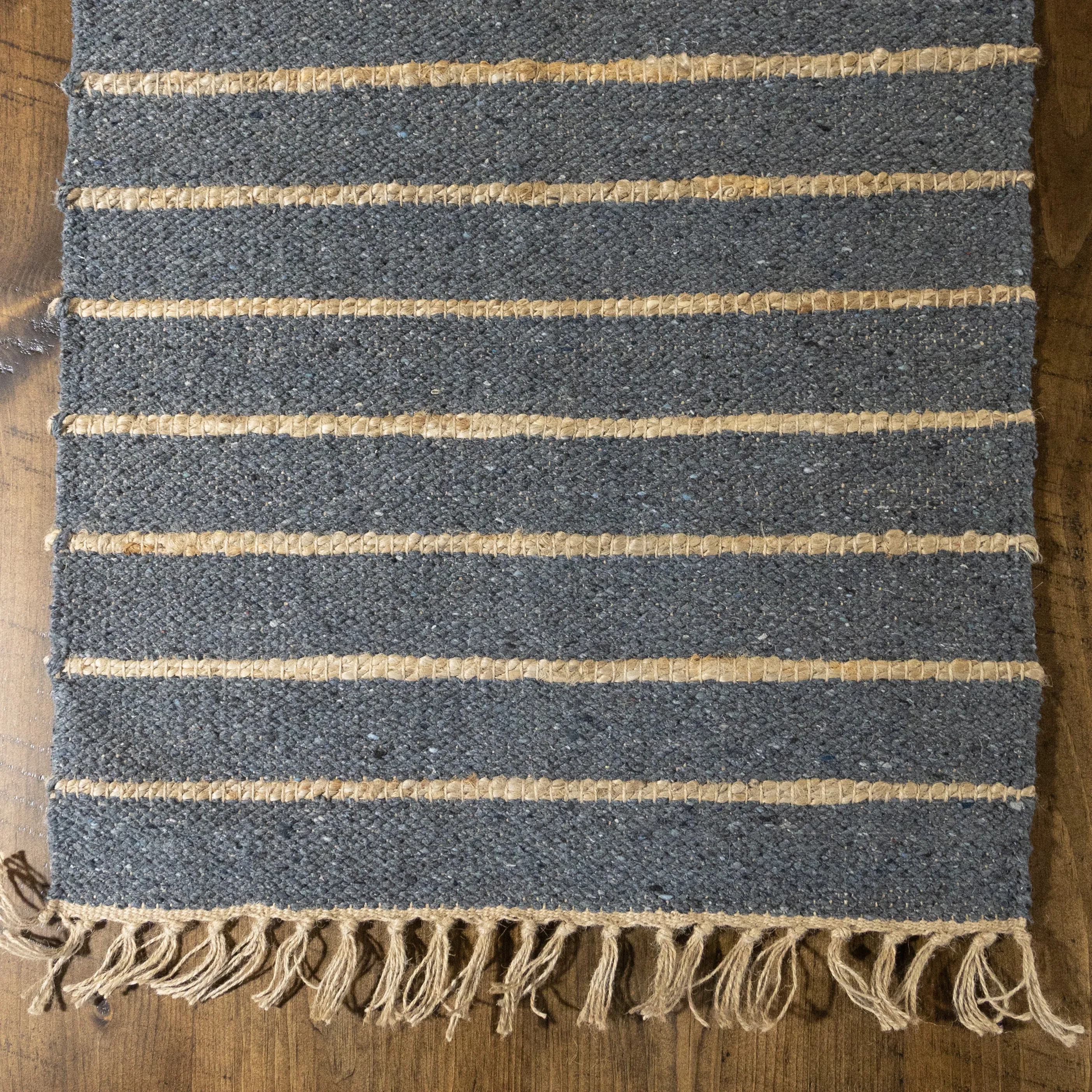 Rug Dark Grey Jute Stripe