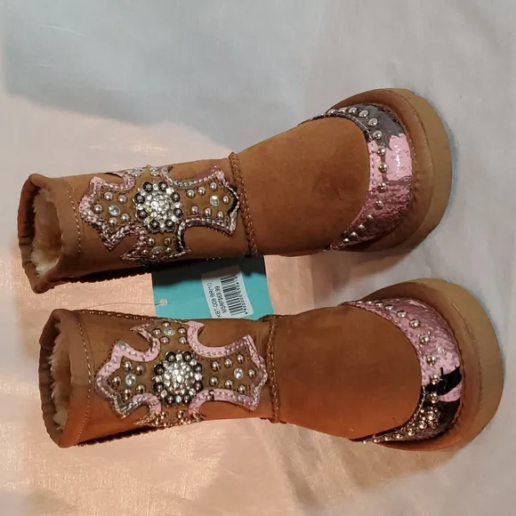 SZ. 1O TODDLER GIRL MONTANA WEST EMBELLISHED CAMO BOOTS
