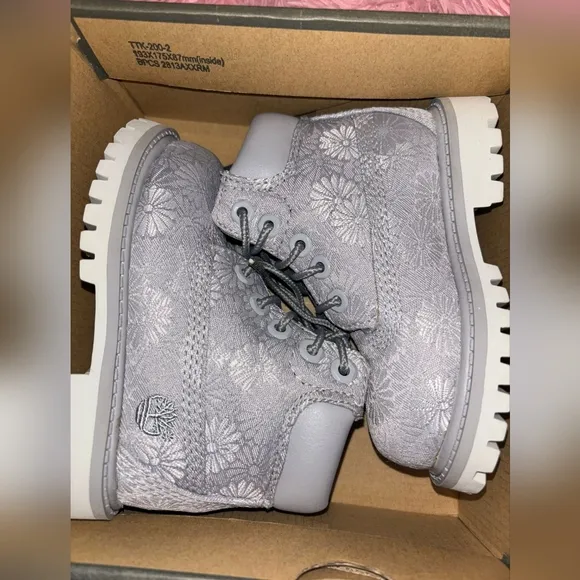 Timberland Gray Floral Boots kids 6