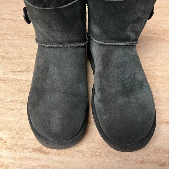 Ugg Boots, Womens, Black Suede,size 11