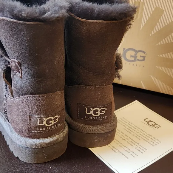 UGG Kids Brown Boots. Size 8