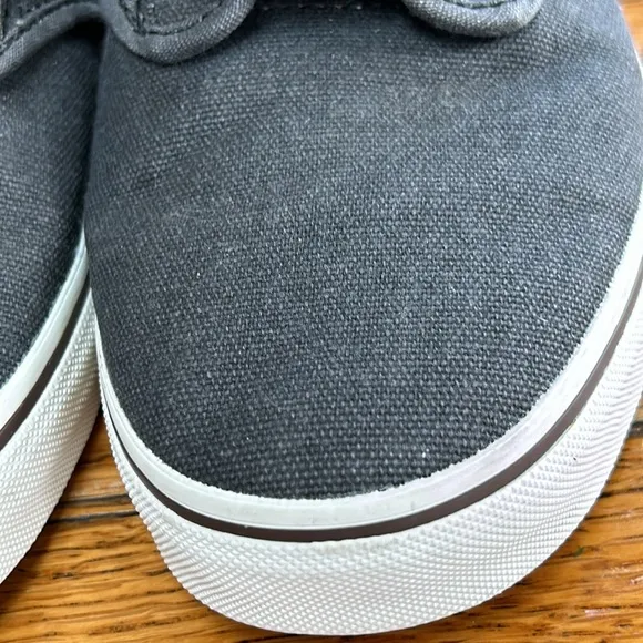 Vans UltraCush gray sneakers with brown leather trim.  Men’s Size 9.5.