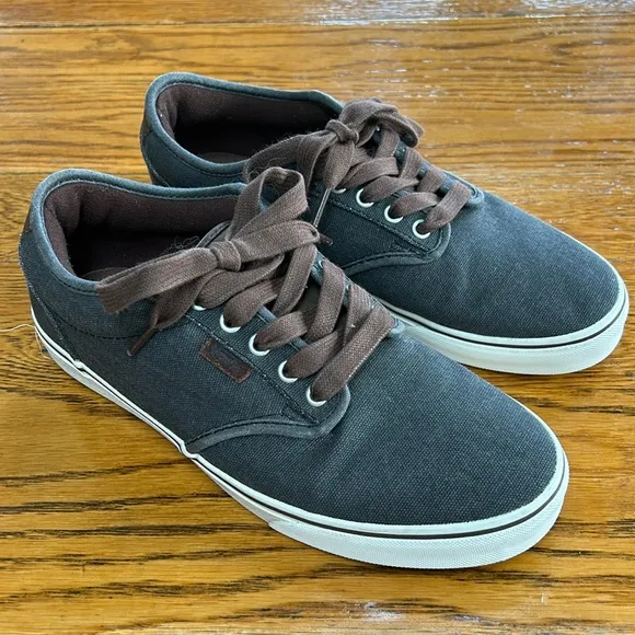 Vans UltraCush gray sneakers with brown leather trim.  Men’s Size 9.5.