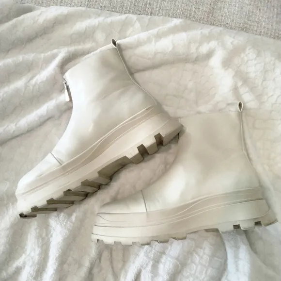 Zara flat ankle boots with zip TRF