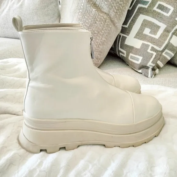 Zara flat ankle boots with zip TRF