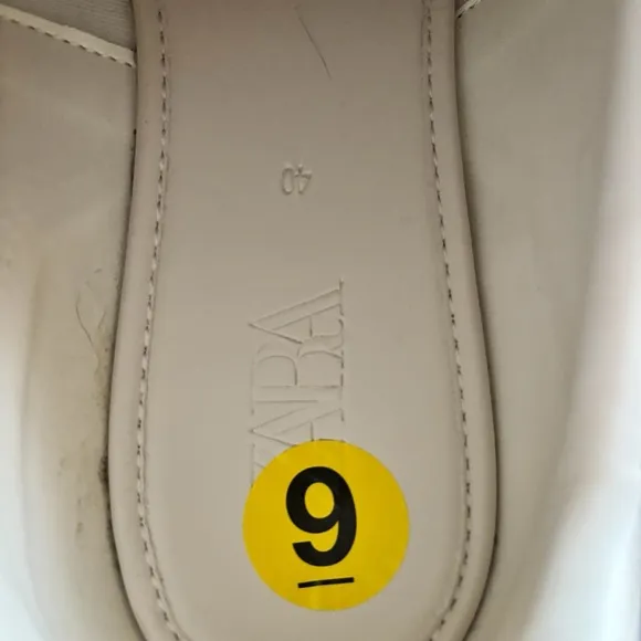 Zara Leather Off-White Sneakers Size 9 NWT