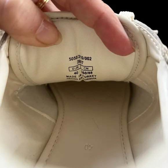 Zara Leather Off-White Sneakers Size 9 NWT